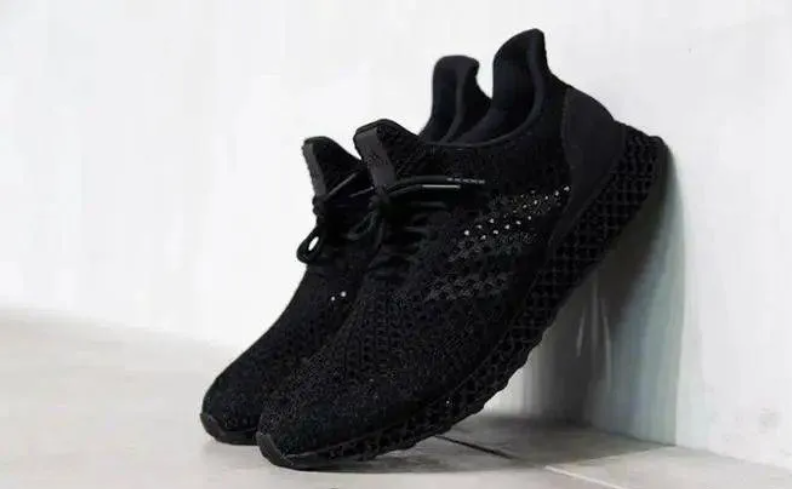 adidas利用3D打印技术，一体成型新式跑鞋 image