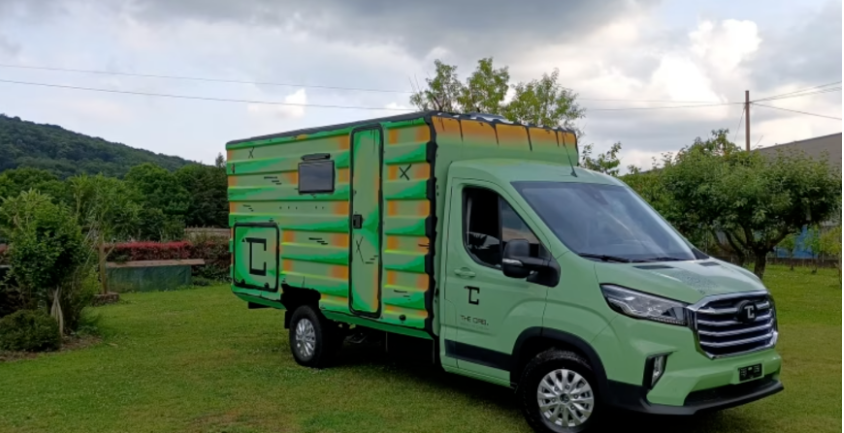 Caracol AM公司发布了THE CAB：一款采用回收聚合物制成的3D打印房车 image