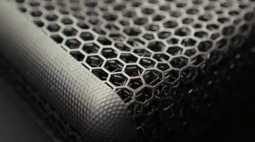 青岛3d打印,北方3d打印,光敏树脂,3d打印定制服务,光固化,硅胶复模|散热性能实测:Carbon 3D打印轮椅坐垫散热性超越传统泡沫